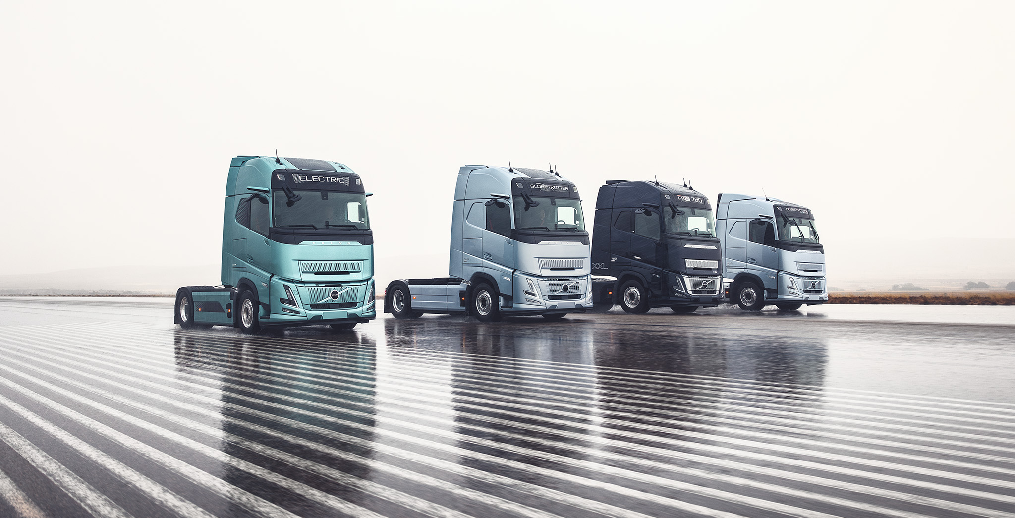 Les camions Volvo Trucks sont reconnus dans le monde du transport pour leur robustesse, leur fiabilité, leur confort de conduite et leur longévité. Utilisés aussi bien par les transporteurs routiers, les artisans, les entreprises de BTP que les flottes professionnelles, les camions Volvo sont conçus pour parcourir des centaines de milliers de kilomètres. Toutefois, même un camion Volvo Trucks peut rencontrer des situations rendant sa revente plus complexe avec le temps. Un camion Volvo d’occasion peut être confronté à une panne mécanique lourde, un moteur HS, une boîte de vitesses défaillante, un accident, une immobilisation prolongée au garage ou des coûts d’entretien devenus trop élevés. Dans ces cas, continuer à exploiter ou réparer le véhicule n’est pas toujours rentable. Delivauto intervient alors comme spécialiste de la reprise et du rachat de camions Volvo Trucks d’occasion. Le service de reprise camion Volvo Trucks s’adresse aux professionnels souhaitant vendre, revendre ou faire reprendre leur poids lourd sans passer par un garage constructeur, un concessionnaire ou un intermédiaire peu flexible. Delivauto reprend les camions Volvo encore roulants comme ceux devenus non roulants, accidentés ou immobilisés, qu’ils soient destinés à la revente, pour pièces, à la casse ou classés VHU poids lourd selon leur état réel. Cette approche permet d’éviter les solutions imposées par certains épavistes spécialisés ou centres VHU poids lourd, tout en bénéficiant d’une estimation cohérente avec la réalité du marché du transport. Delivauto prend en compte le type de camion (tracteur routier, porteur, benne, plateau, frigorifique), le kilométrage, l’année, l’état mécanique et la destination finale du véhicule. Présent à Paris, Lyon, Marseille, Nice, Bordeaux, Lille, Strasbourg, Toulouse et partout en France, Delivauto propose une solution claire, rapide et professionnelle pour la reprise de camions Volvo Trucks.