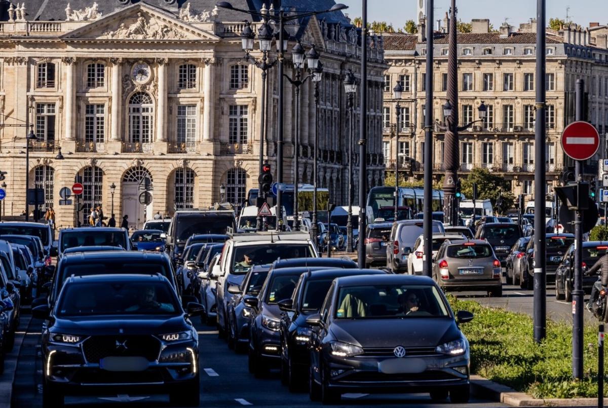 Reprise voiture à Bordeaux – En panne, accidentée ou sans CT