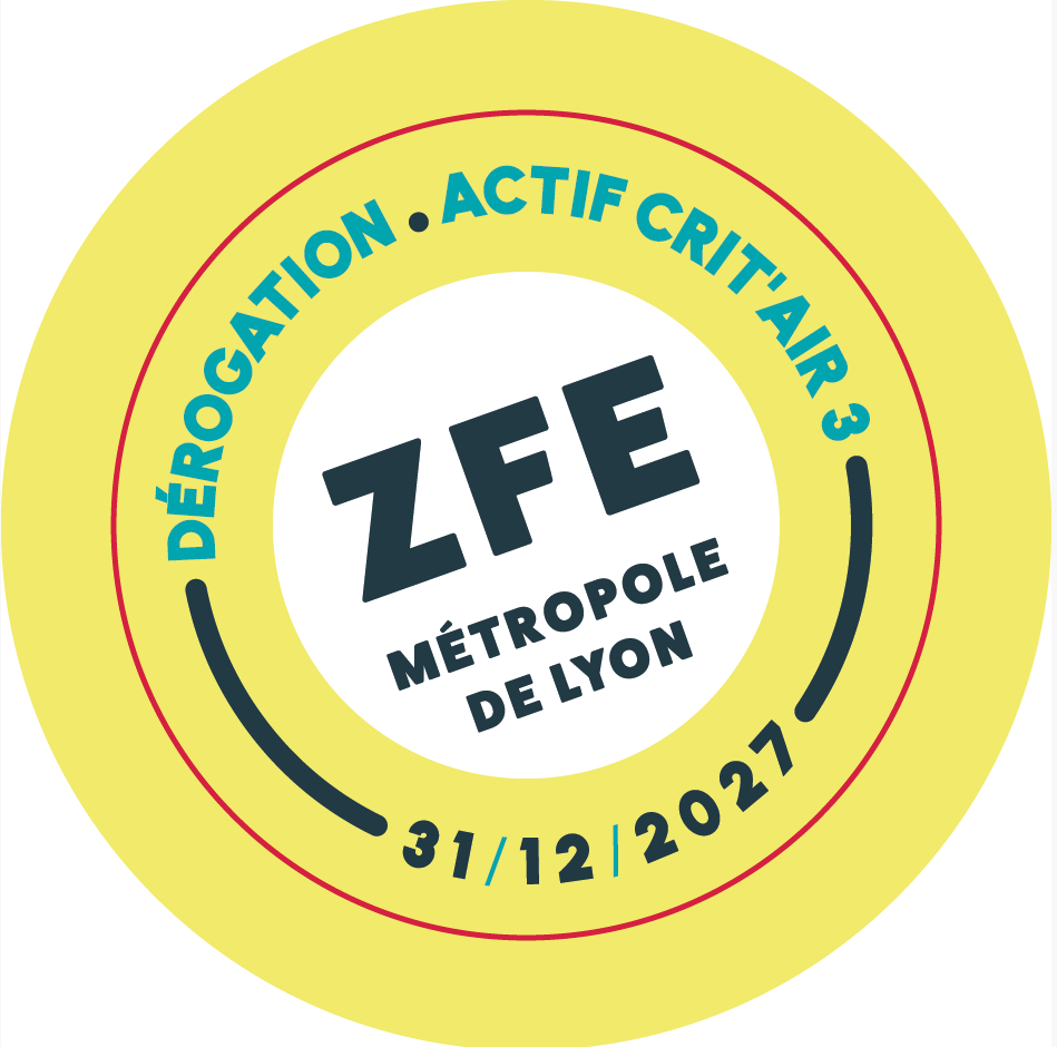 ZFE Lyon 2026, Grand Lyon mobilité, qualité de l’air, circulation centre-ville Lyon, Crit’Air Lyon, voiture occasion Lyon, réglementation environnementale, mobilité urbaine, véhicule diesel ancien, essence ancienne génération, hybride, électrique, circulation Rhône, Villeurbanne, Bron, Vénissieux, Caluire-et-Cuire, Oullins, Tassin-la-Demi-Lune, Écully, Saint-Fons, Vaulx-en-Velin, Métropole de Lyon. Les automobilistes recherchent davantage des véhicules compatibles avec les futures réglementations. Les ZFE françaises poursuivent leur évolution : ZFE Lyon, ZFE Marseille, ZFE Nice, ZFE Paris, ZFE Strasbourg, ZFE Montpellier, ZFE Annecy, ZFE Toulouse. Une voiture moteur HS, boîte HS, panne électronique, véhicule accidentée, non roulante, sans CT, turbo HS ou fortement kilométrée peut devenir plus difficile à conserver dans certaines situations urbaines. Delivauto accompagne les automobilistes avec la reprise voiture rapide partout en France. Vente voiture Lyon, reprise voiture Rhône, reprise voiture Grand Lyon, Paris, Marseille, Toulouse, Bordeaux, Lille, Nice. Reprise voiture essence, diesel, hybride rechargeable, hybride simple, électrique, SUV, utilitaire, citadine, berline, voiture familiale. Estimation rapide, offre de reprise, enlèvement à domicile, reprise moteur HS, reprise voiture accidentée, reprise véhicule sans contrôle technique permettent de vendre facilement une voiture devenue moins adaptée aux nouvelles contraintes ZFE.
